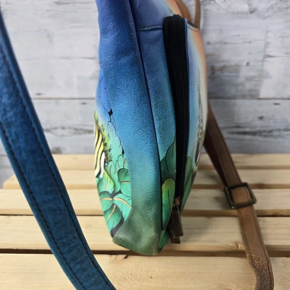 Anna by Anuschka Handpainted Leather Medium Organizer Crossbody Bag Zebra Safari - Picture 3 of 10